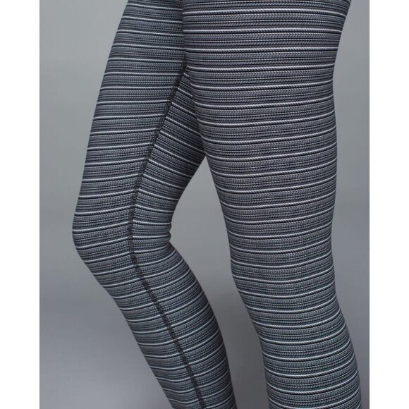 Lululemon High Times Pant Size 4 Textured Stripe Black Deep Coal THROWBACK! - Picture 13 of 13